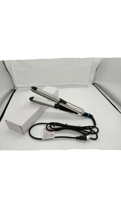 Roro’s sleek curling flat iron